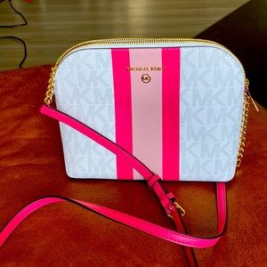 Michael Kors cross body or shoulder bag